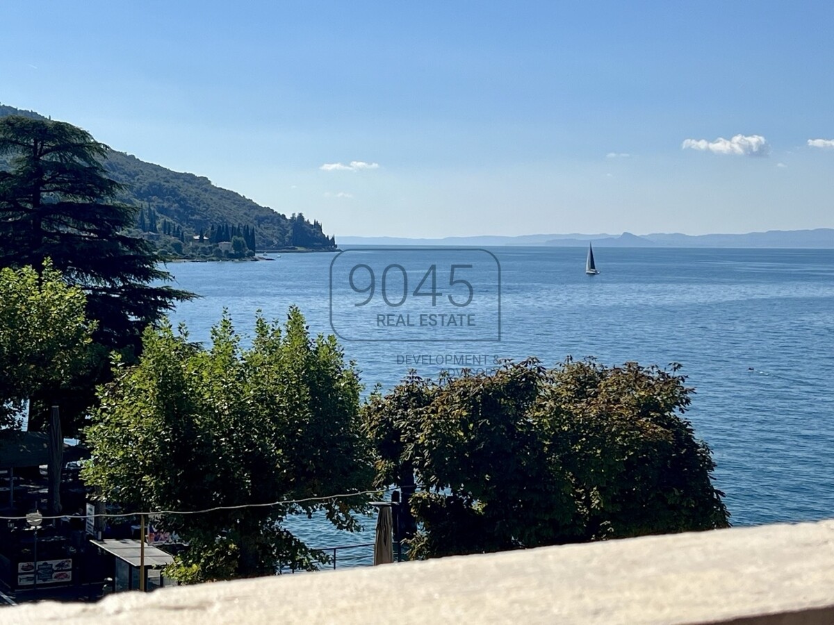 Unikat am Gardasee – Liebesnest der Extraklasse in Pai - Torri del Benaco