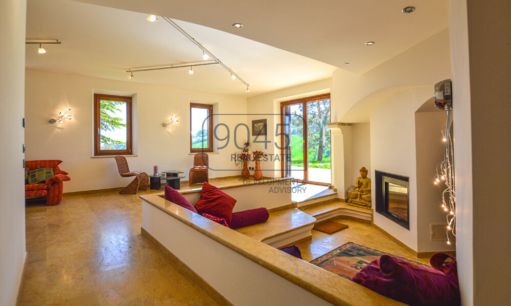 Elegantes Landhaus mit Pool und Meerblick bei Lapedona – Marken