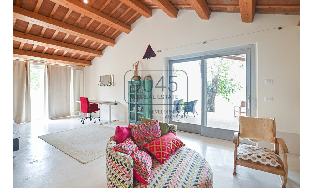 Charmantes Landhaus mit 4 Apartments und Panoramablick in Belvedere Ostrense – Marken