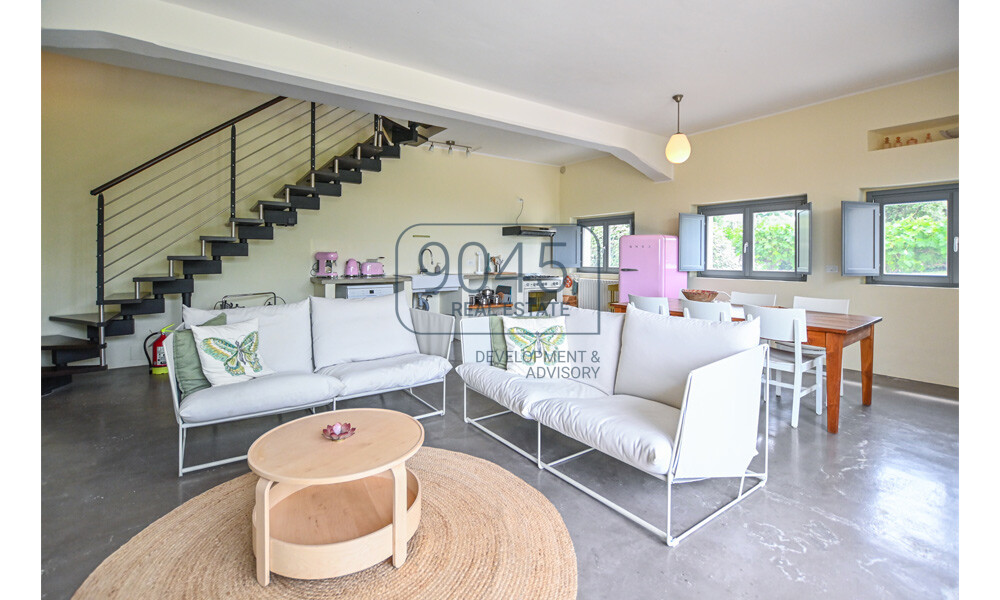 Charmantes Landhaus mit 4 Apartments und Panoramablick in Belvedere Ostrense – Marken
