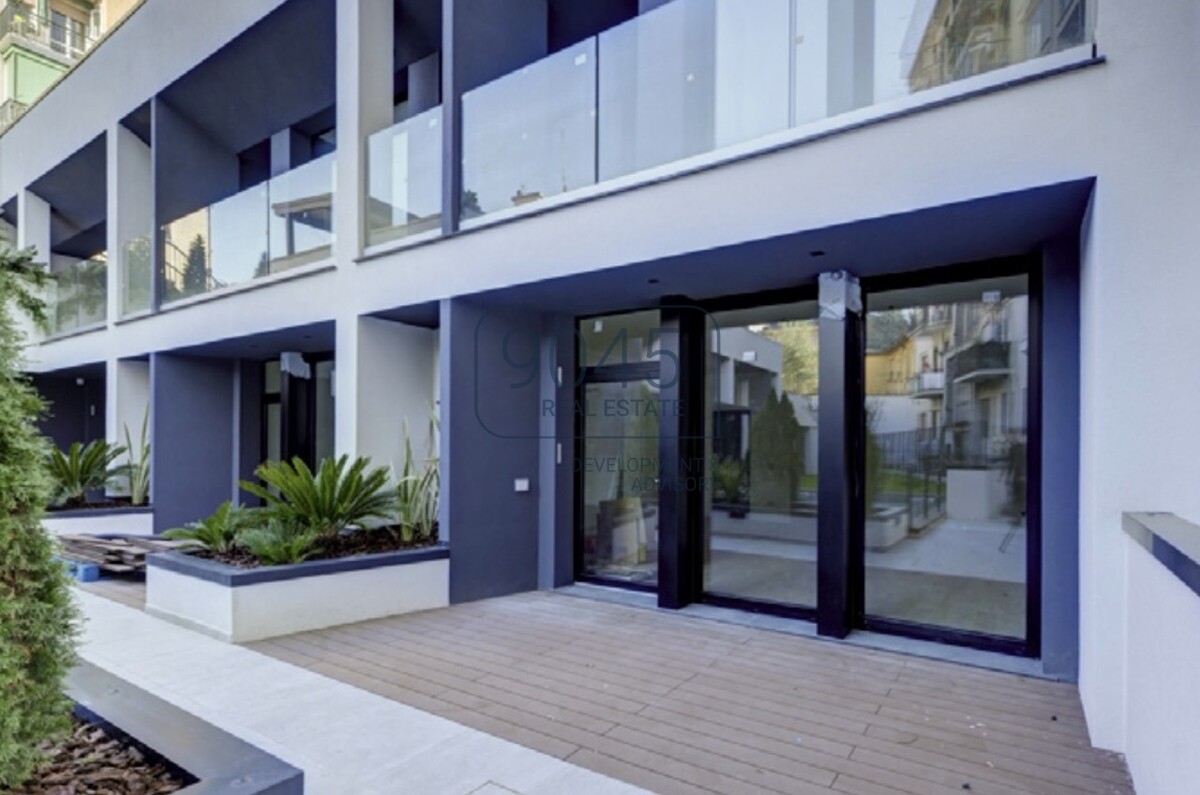 Exklusive urbane Villa mit privatem Rooftop und hochwertigen Annehmlichkeiten in Mailand - Italien