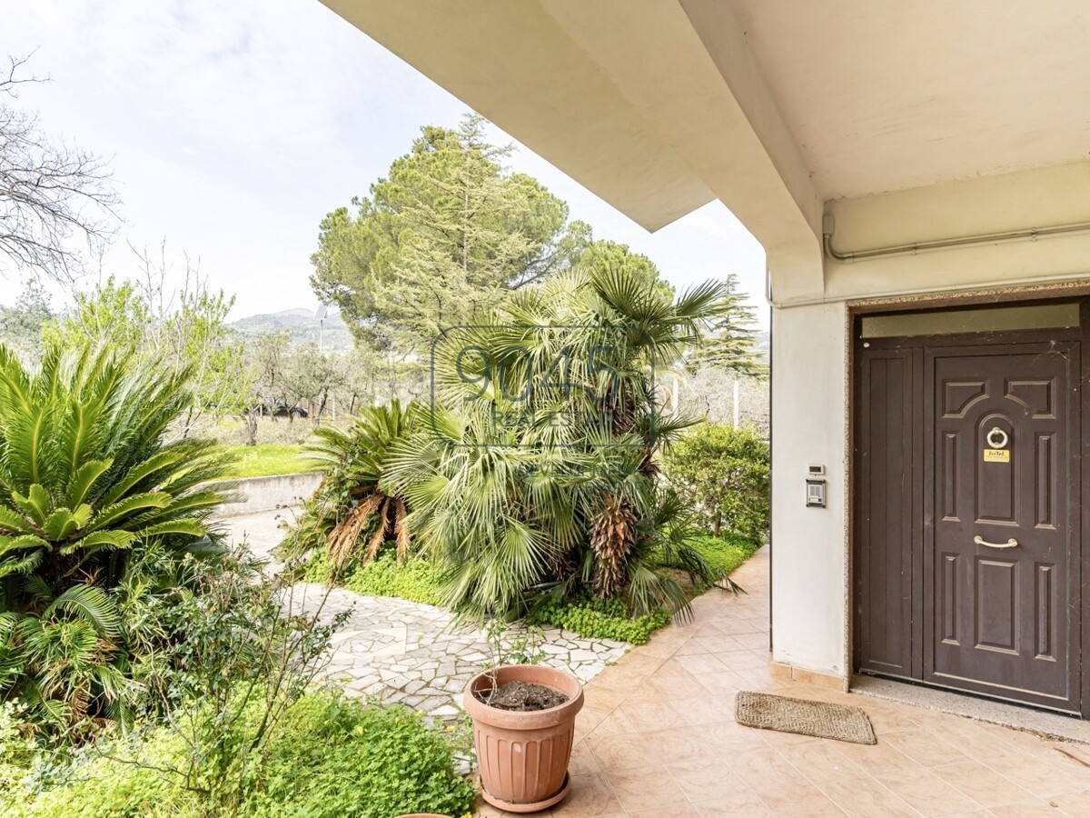 Freistehende Villa an der Ionischen Riviera Kalabriens in Villapiana - Italien