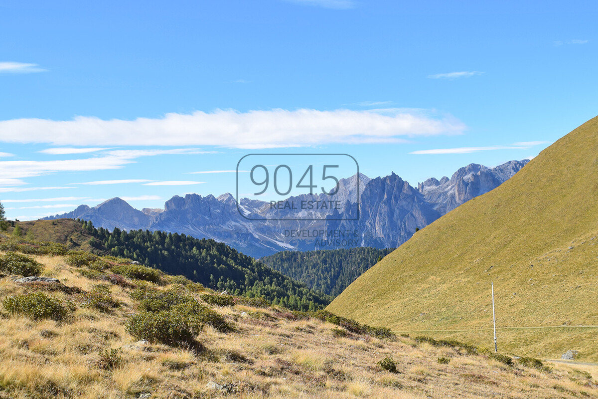 Exklusive Ski-in/Ski-out-Baita in der Val Jumela 