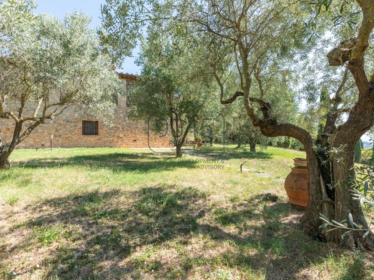 Exklusives toskanisches Landhaus mit Panoramablick auf die Türme von San Gimignano