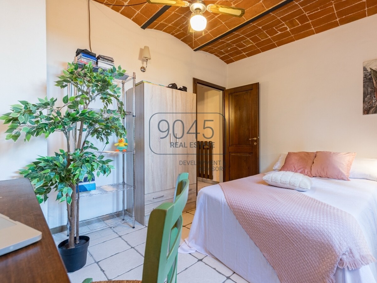 Elegantes Natursteinhaus mit Panoramaterrasse am Tor zur Val d'Orcia