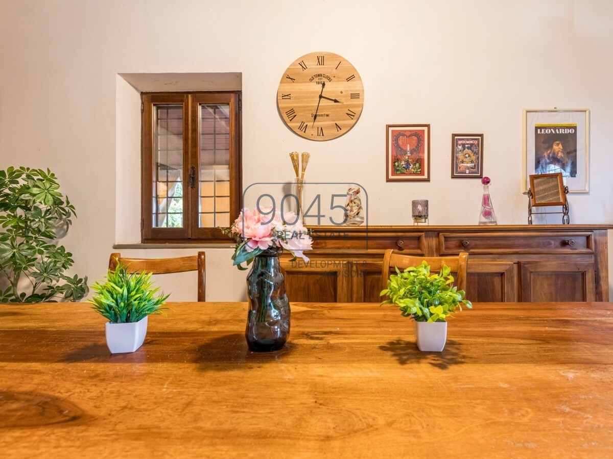 Elegantes Natursteinhaus mit Panoramaterrasse am Tor zur Val d'Orcia