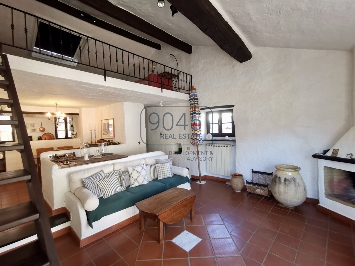 Charmante Ferienwohnung mit ligurischem Flair in Borgomaro