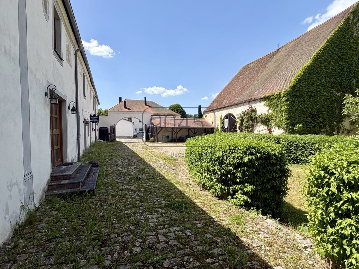 Schloss Eggersberg im Altmühltal – historisches Anwesen mit Hotel-, Kultur- und Lifestyle-Potenzial
