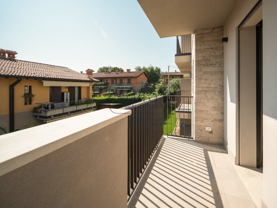 Stilvolle Neubauwohnung in privilegierter Lage von Lazise