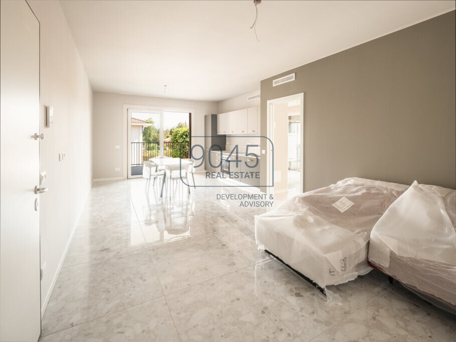 Stilvolle Neubauwohnung in privilegierter Lage von Lazise