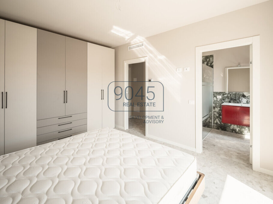 Stilvolle Neubauwohnung in privilegierter Lage von Lazise