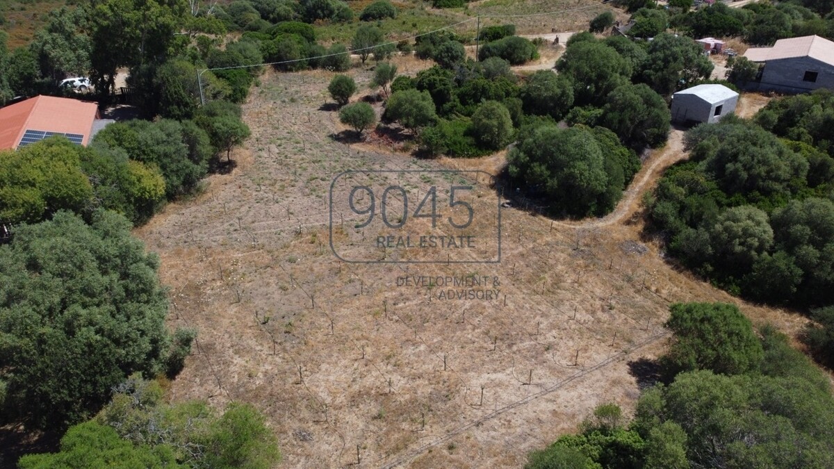 Exklusiver „Stazzo Gallurese“ mit Meerblick und großem Naturgrundstück – Aglientu