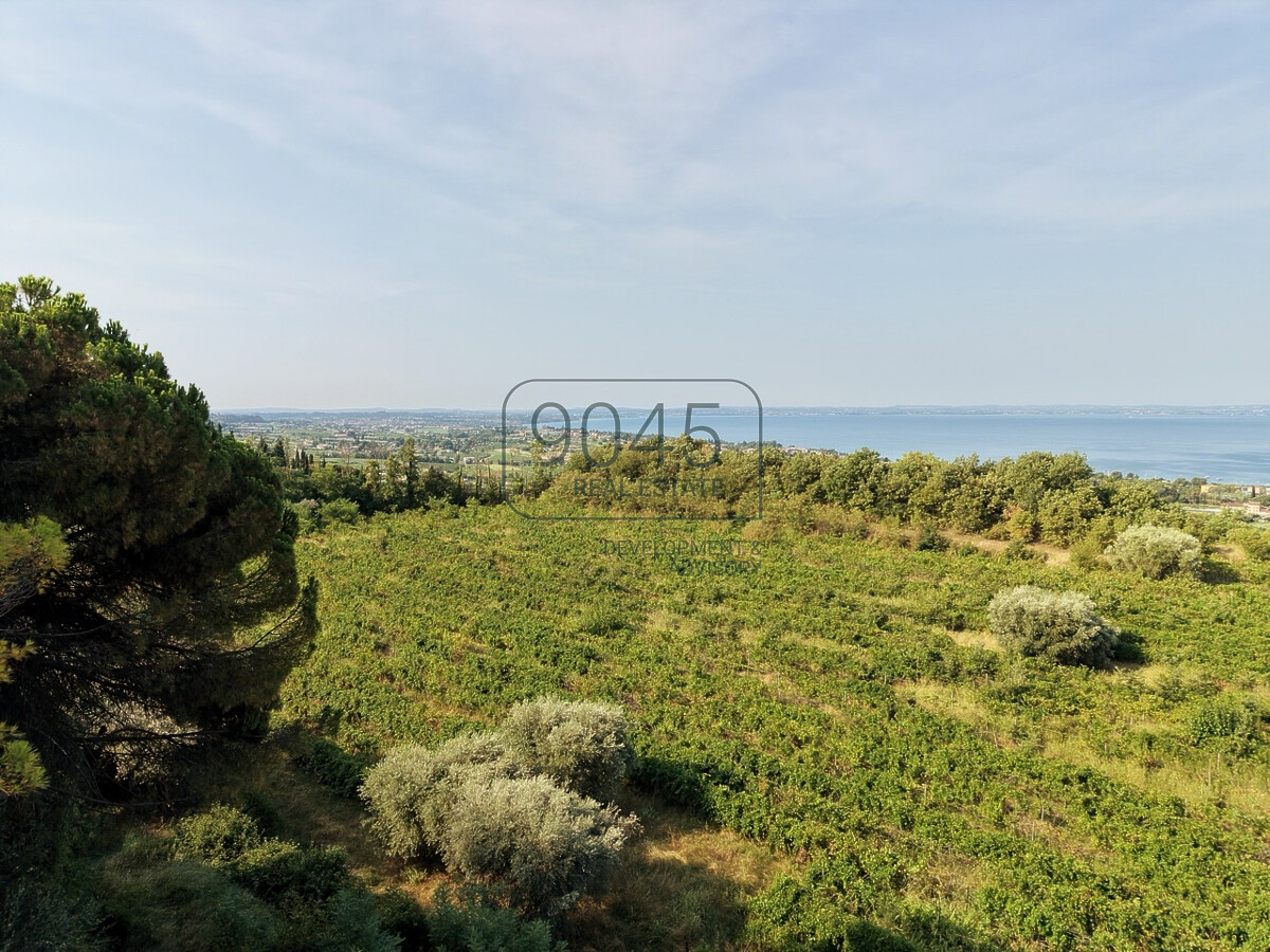 Einmalige Gelegenheit in Bardolino – Exklusive Liegenschaft mit Seeblick