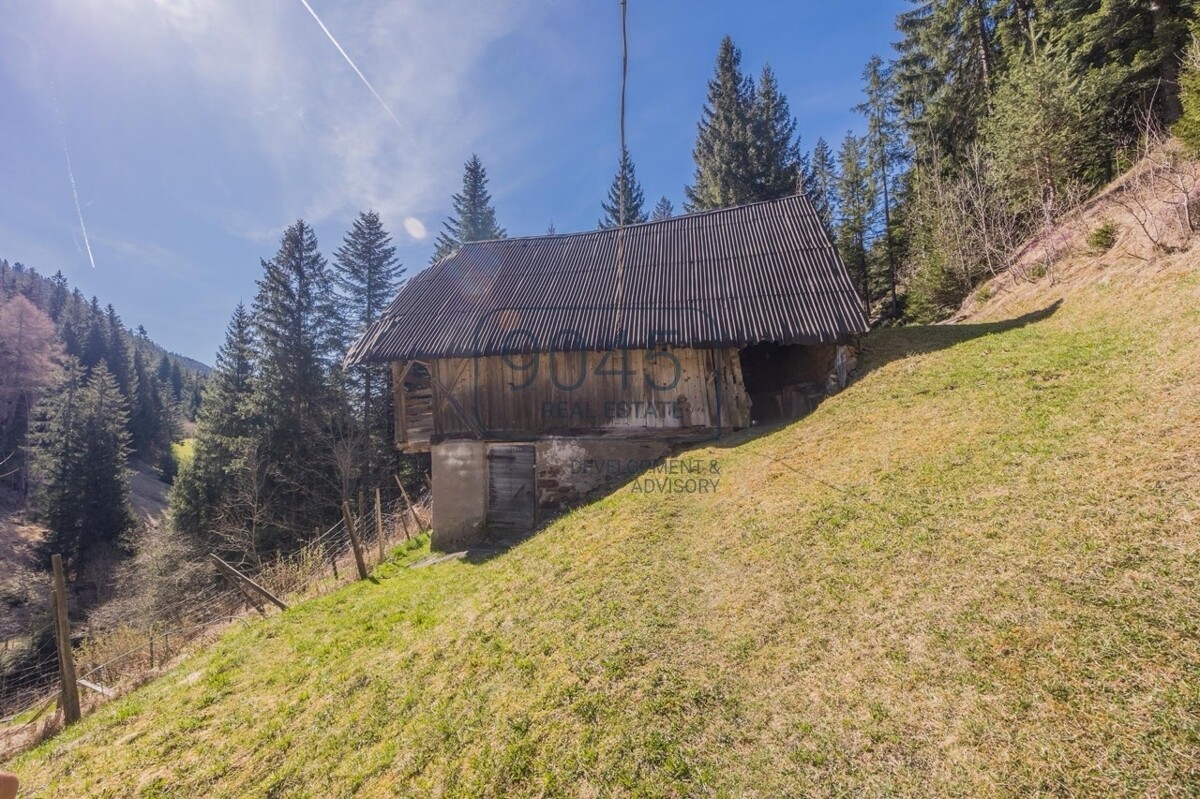Charmanter Bergbauernhof mit großem Grundstück in Alleinlage in Jenesien