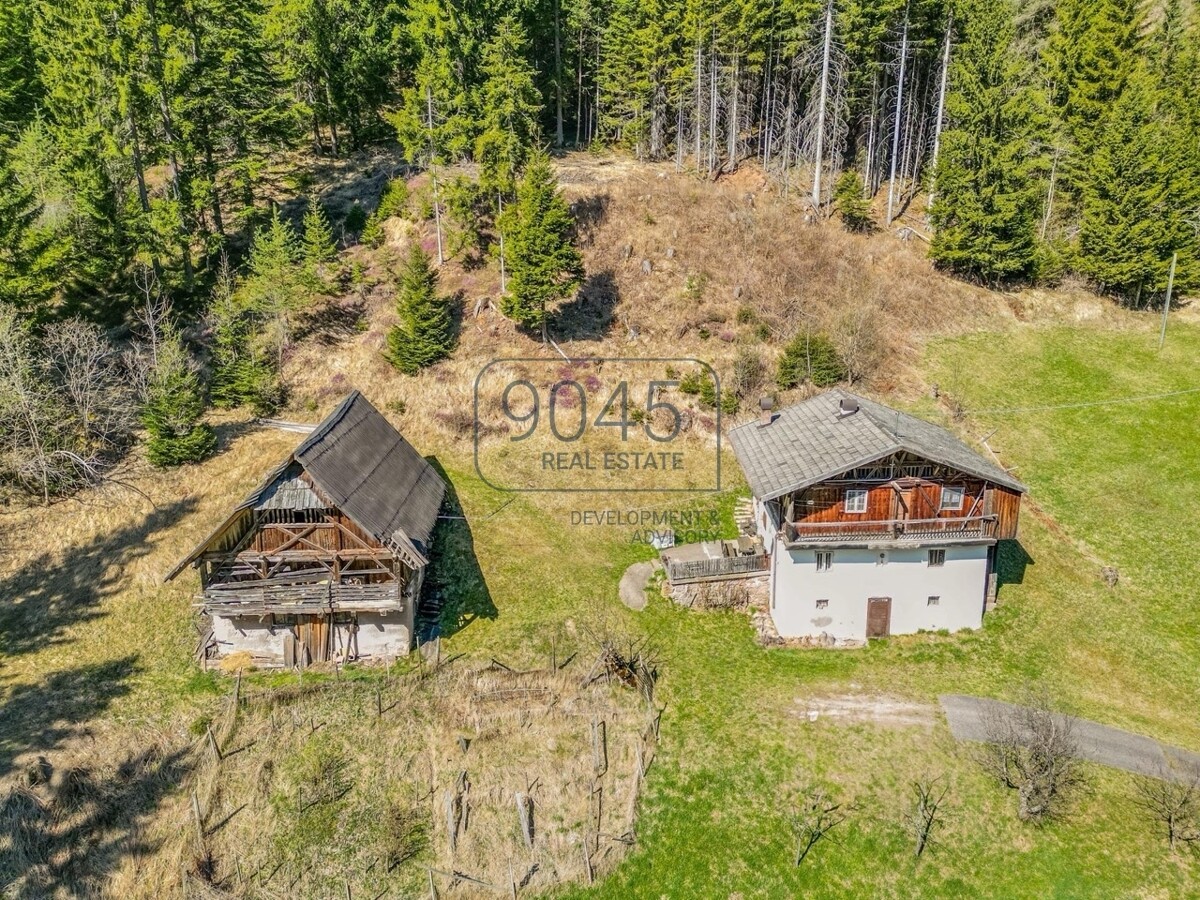 Charmanter Bergbauernhof mit großem Grundstück in Alleinlage in Jenesien