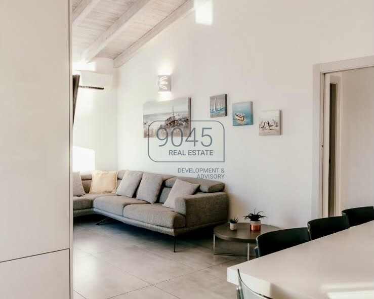Exklusive Villa mit Pool und Meerblick in Budoni, Sardinien