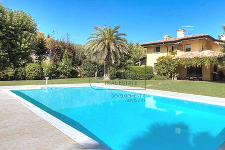 Villa mit Pool in Padenghe sul Garda - Gardasee 03