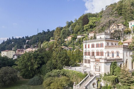 Historische Villa mit eigenem Park in Albavilla - Como