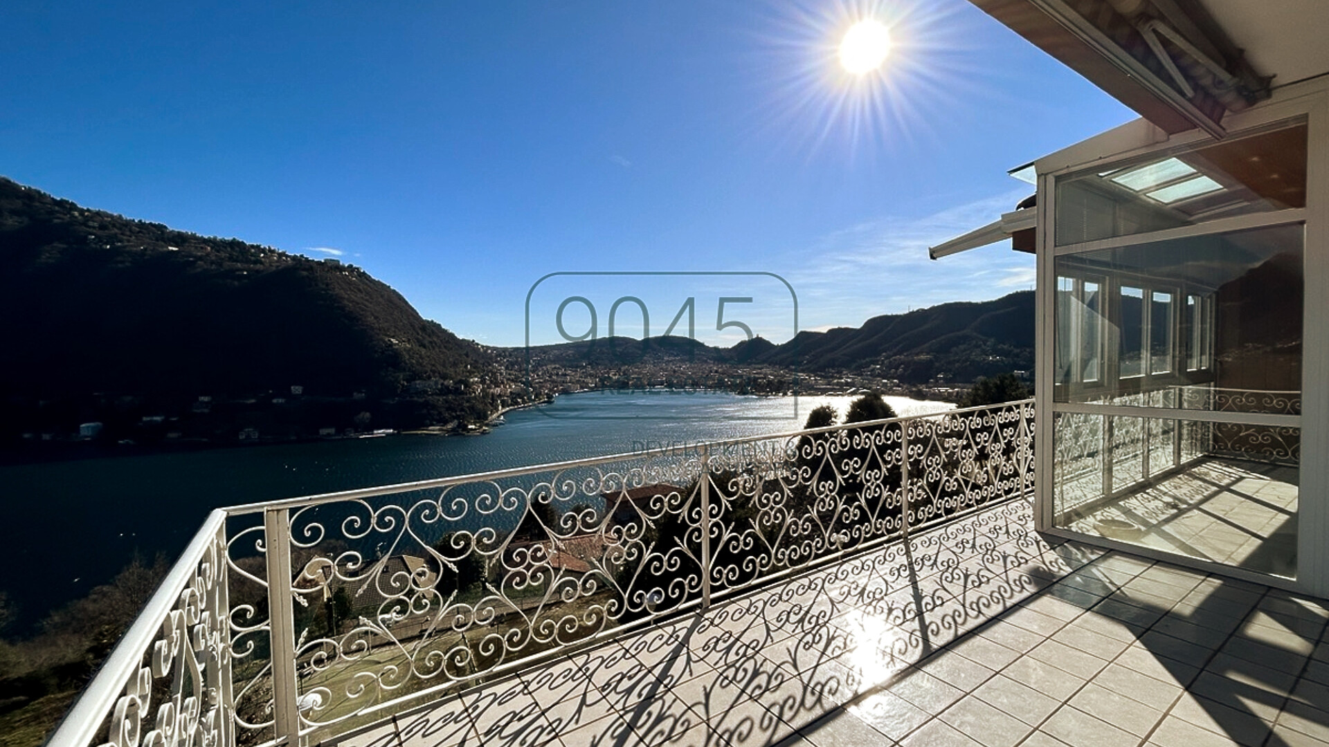 Große Wohnung mit spektakulärem Seeblick in Como - Lombardei