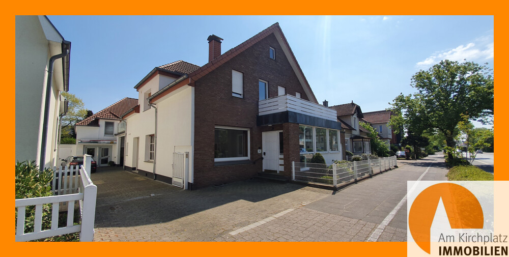 Einfahrt mit Gewerbezugang