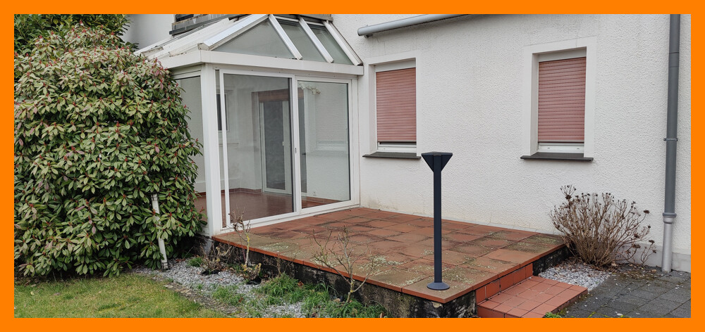 Terrasse mit Wintergarten
