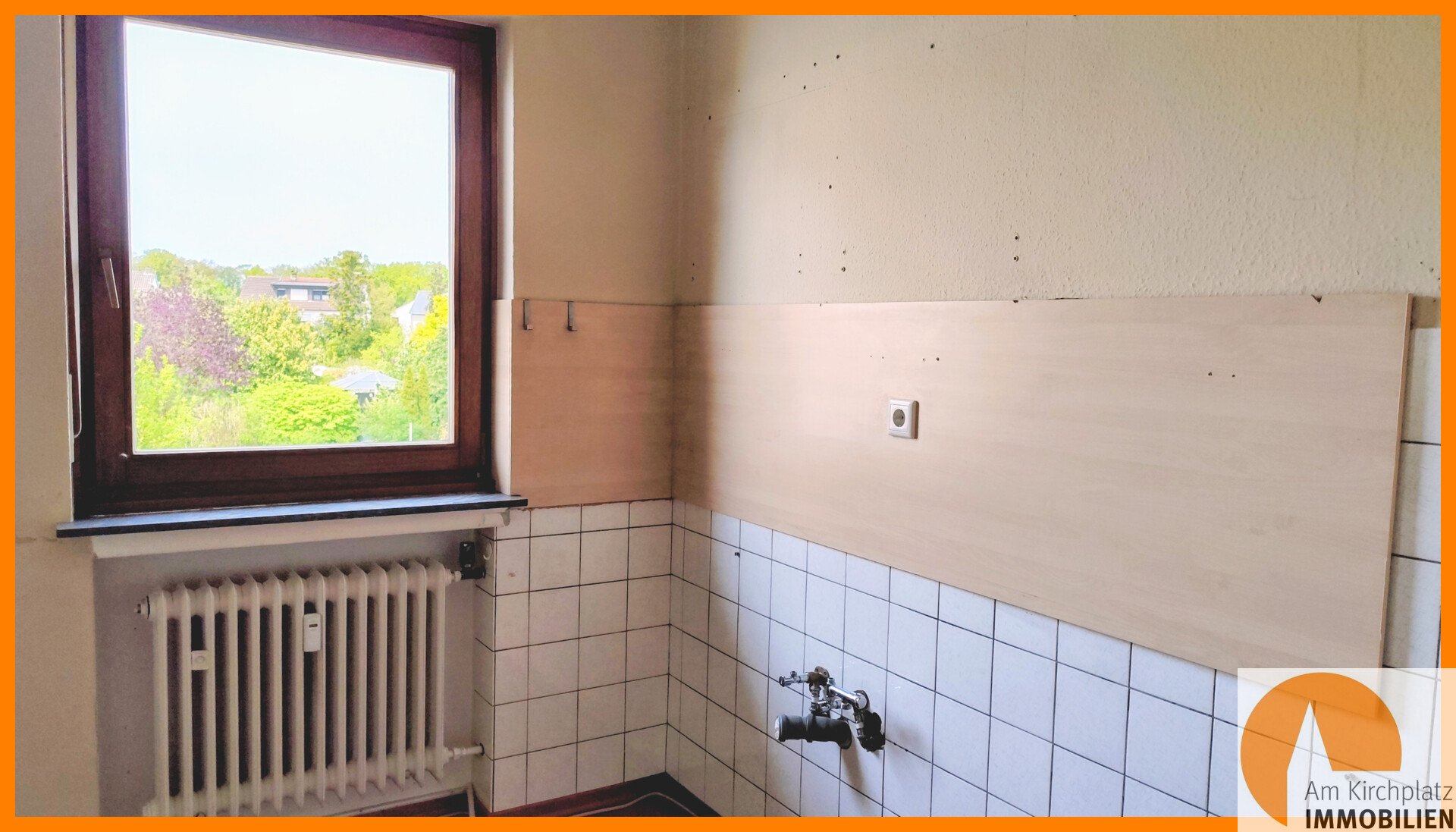E Küche Ansicht 1