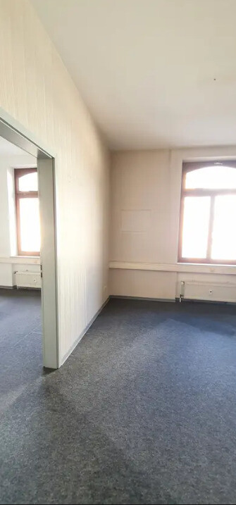 Frankfurt 246 m² 1 Bahnhof