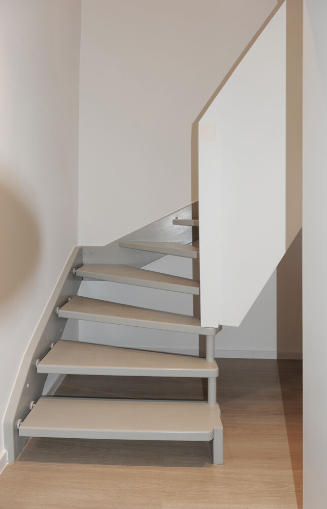 FE 19, WE 8, Antritt Treppe