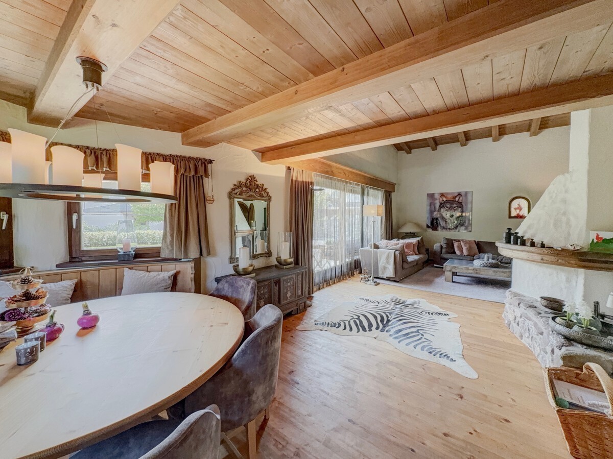 Wohnen in den Kitzbühler Alpen im Tirolerlandhausstil (1)