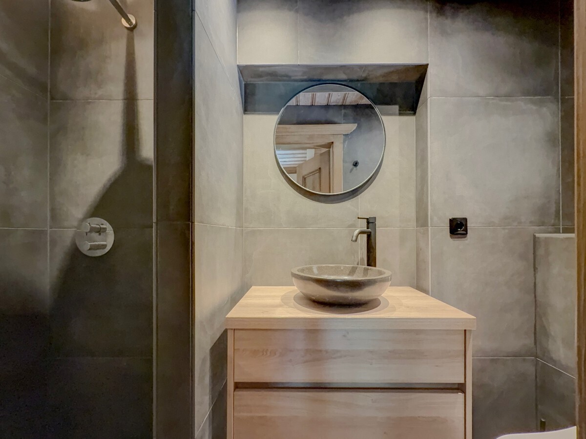 Wohnen in den Kitzbühler Alpen im Tirolerlandhausstil (10)
