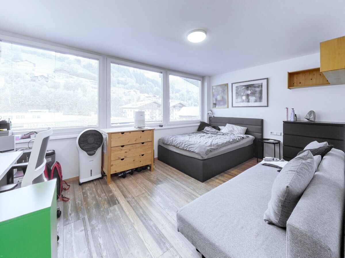 Schlafzimmer 2