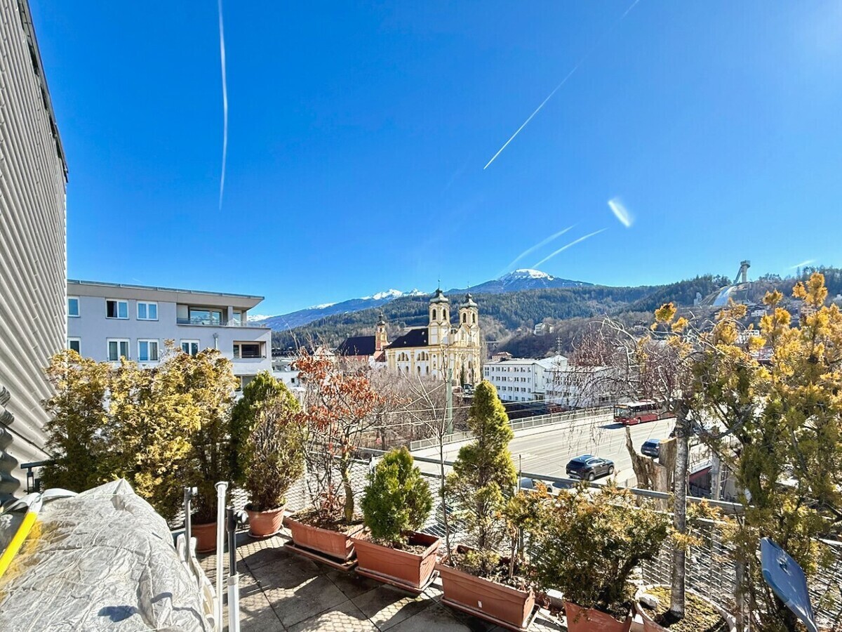 Das spätrennaissance-frühbarocke "Prämonstratenserkloster Wilten“ und die Im Rokoko-Stil erbaute "Basilika Wilten"