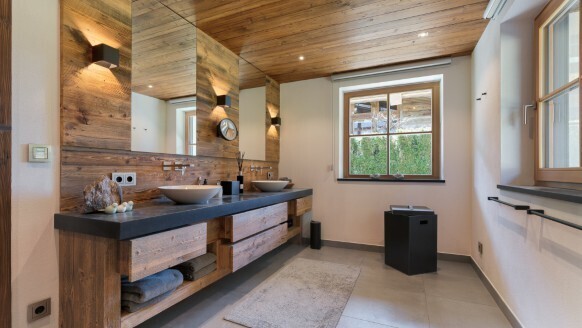 Landhausvilla am Waldrand mit traumhaften Ausblick 15