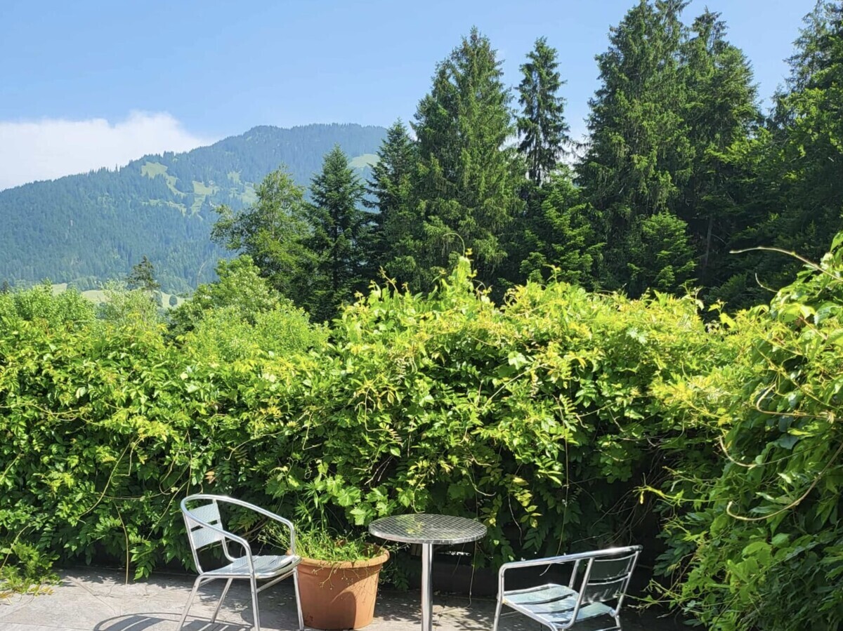 Grün Terrassengeländer