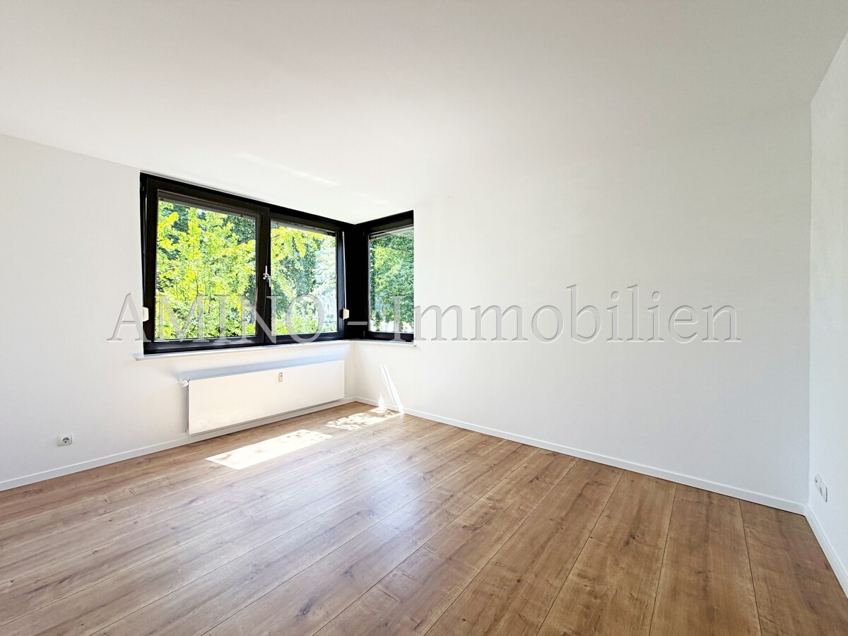 Kind_Büro