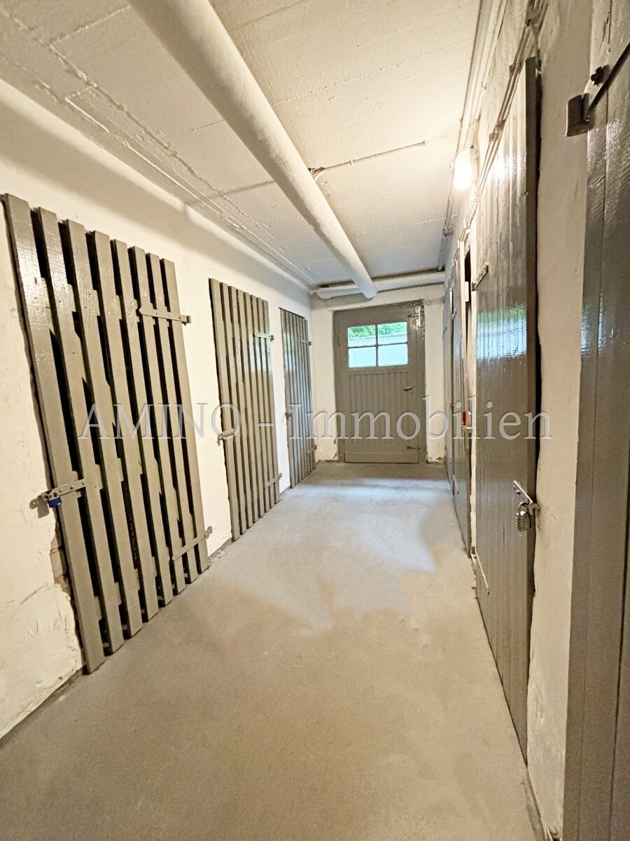 Keller