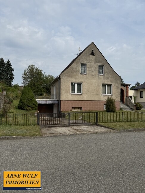 Straßenseitige Ansicht