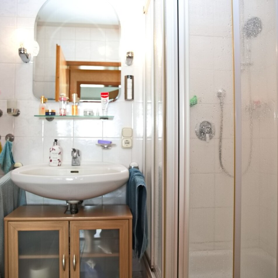 Duschbad EG