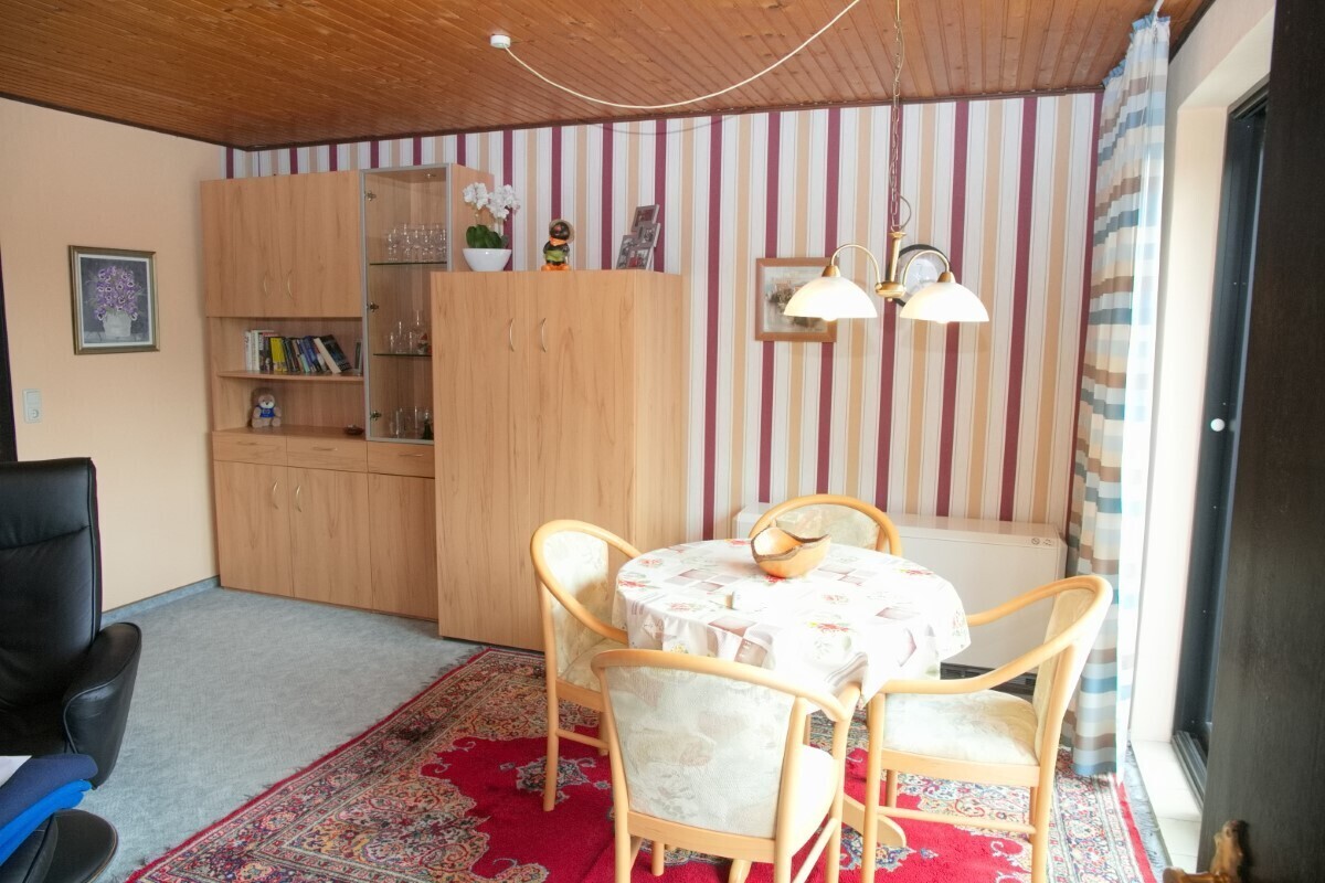 Wohn-/Esszimmer