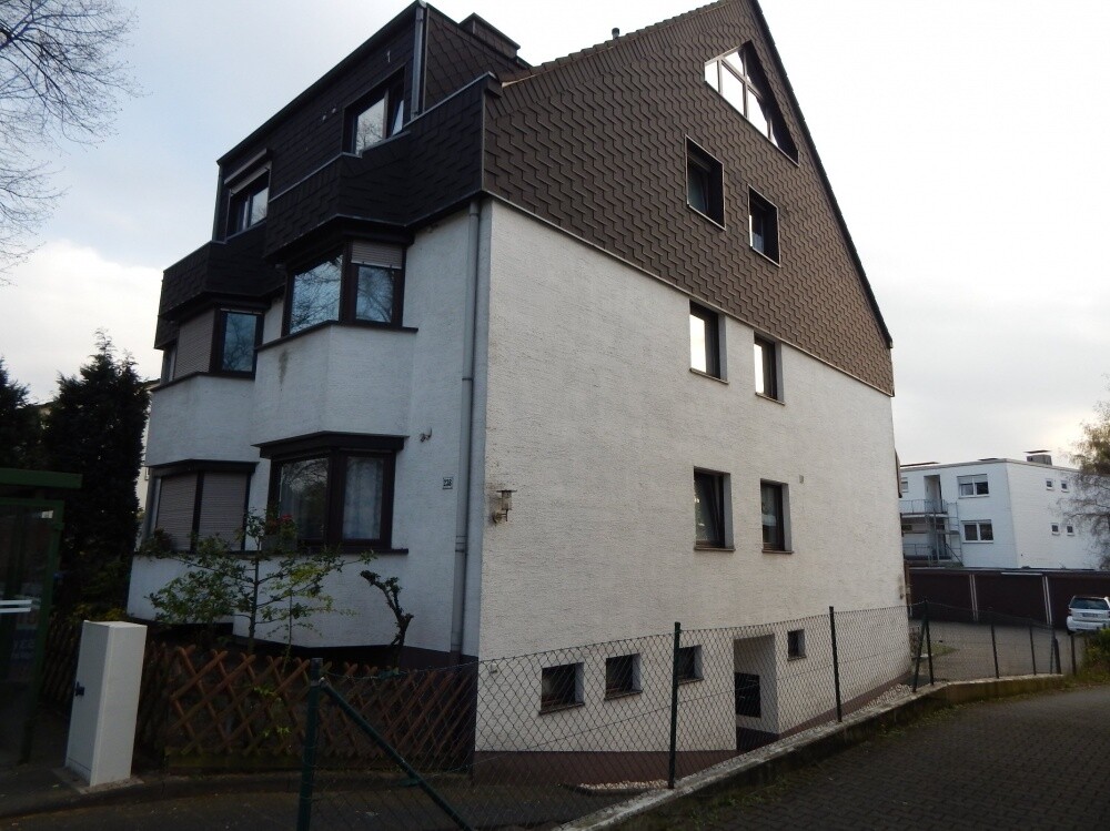 8C11B0FC-3C19-3D31-AB23-87DD274590C1