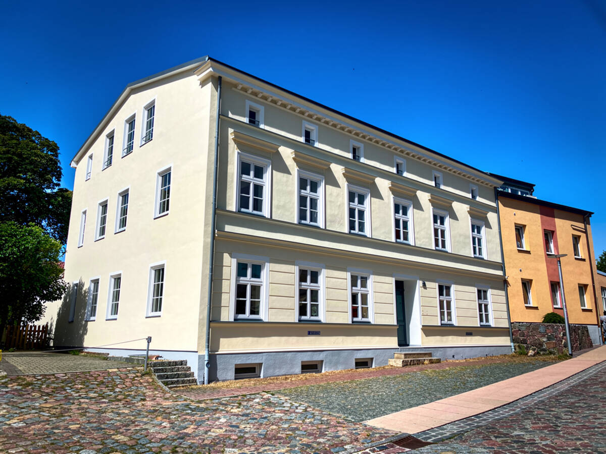 Straßenansicht