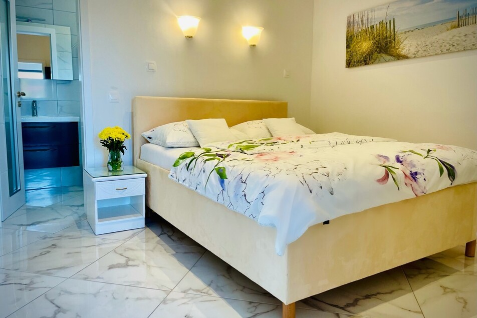 Schlafzimmer_2 (2)