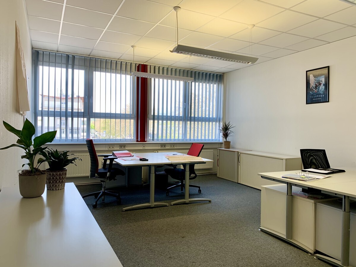 Büro_1 (1)