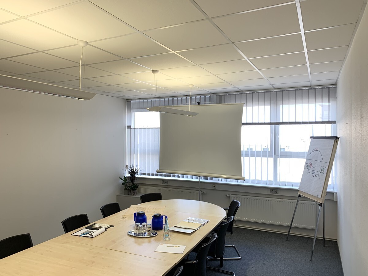 Besprechungszimmer (2)