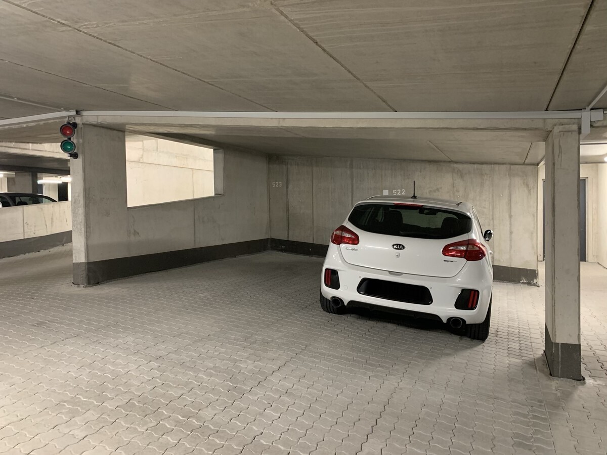 Tiefgaragenstellplätze