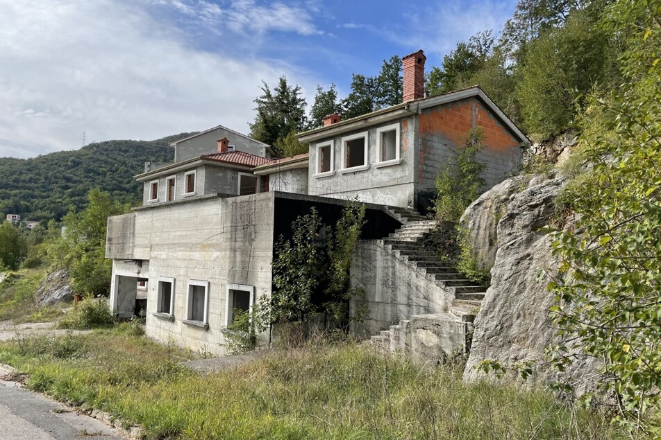 Villa 2