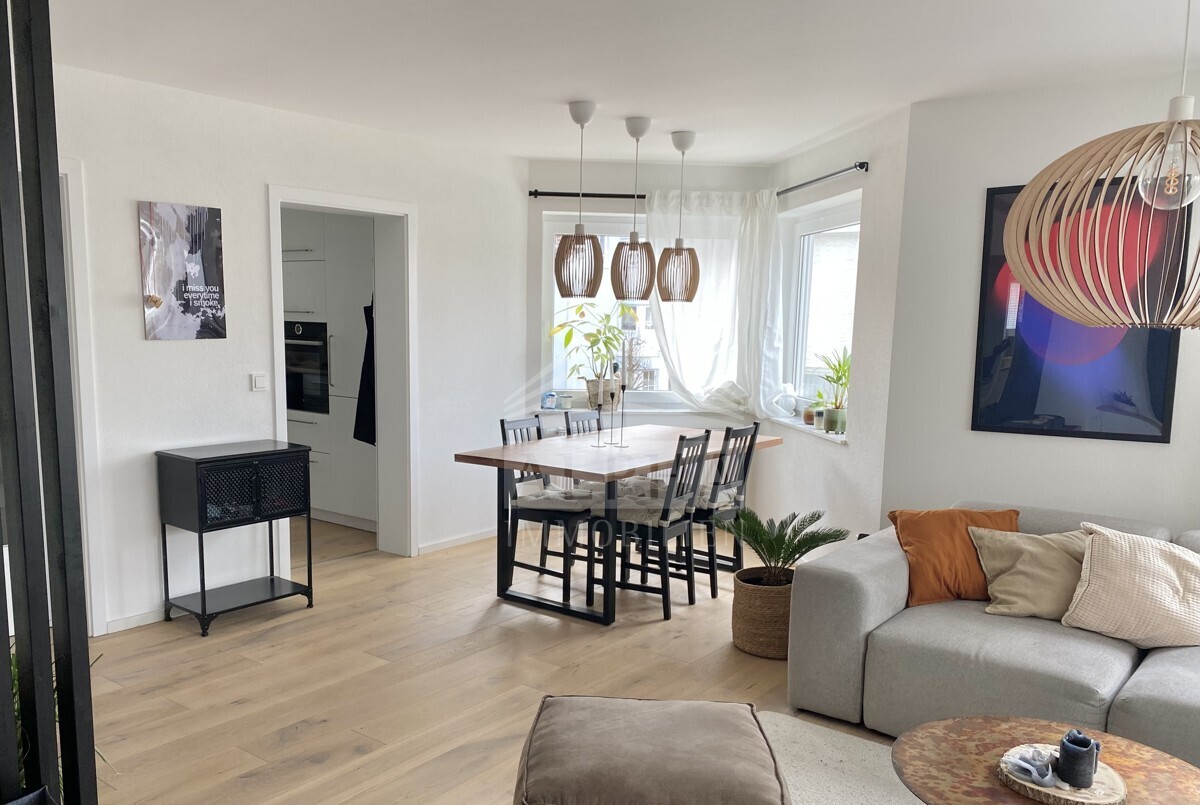 Wohnzimmer_Frühere Möblierung