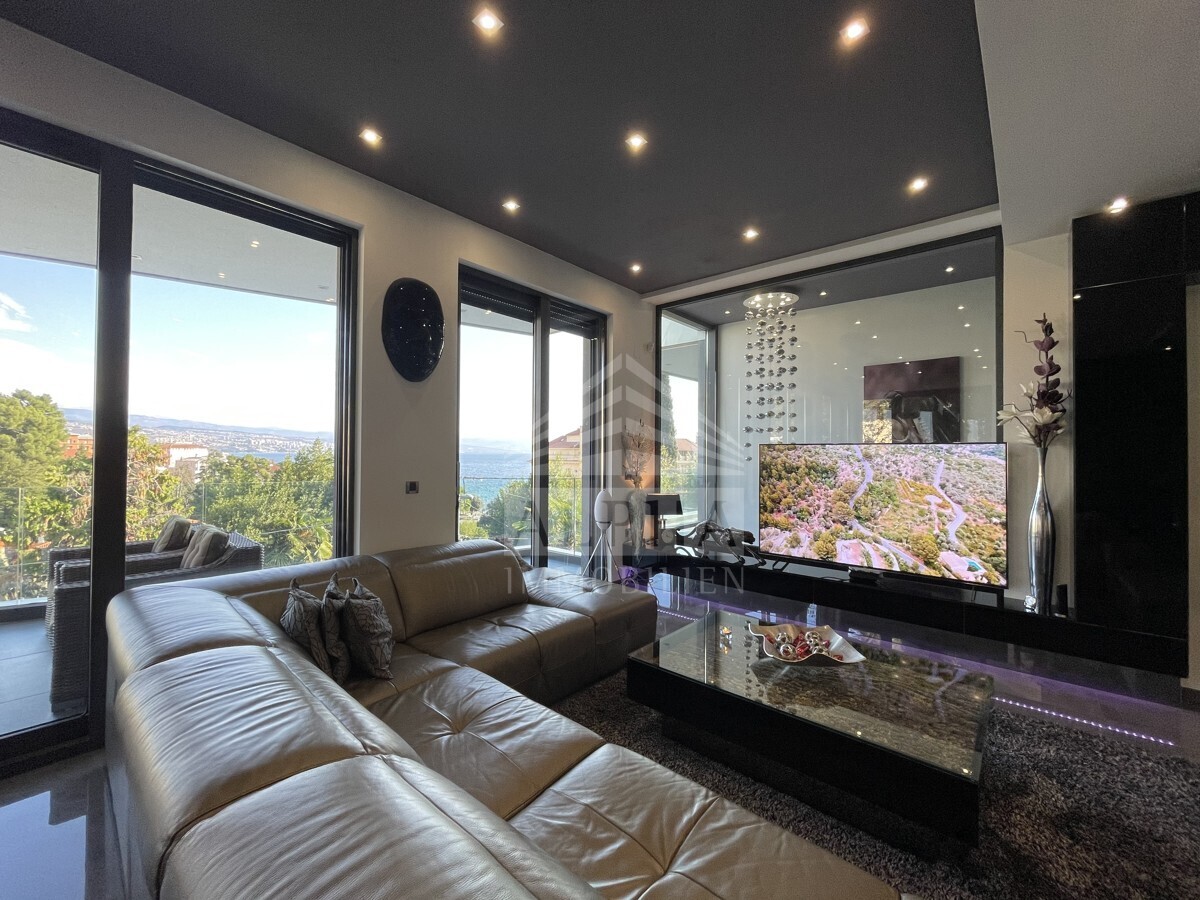 Hauptwohnung_Wohnzimmer_1
