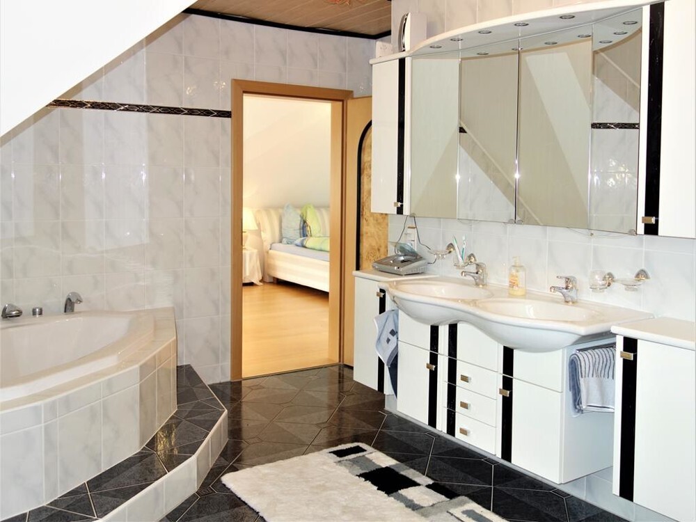Badezimmer_(2)