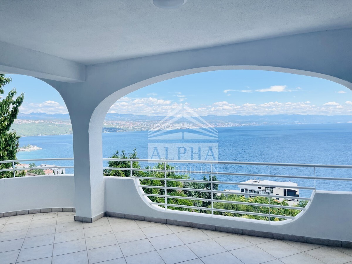 Balkon 1.OG